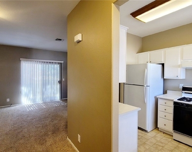 1900 N Torrey Pines Drive - Photo Thumbnail 1