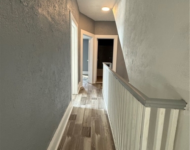 247 Princeton Avenue - Photo Thumbnail 13