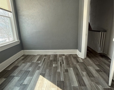 247 Princeton Avenue - Photo Thumbnail 14