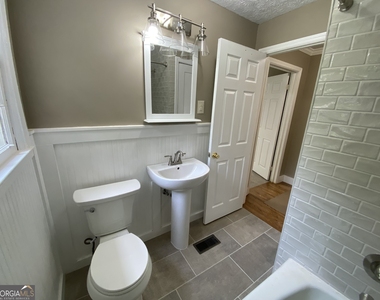 164 Glenn Carrie Road - Photo Thumbnail 47