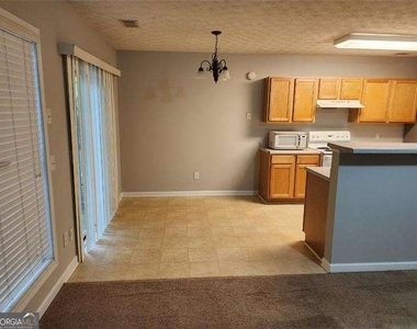 6129 Brookechase Lane - Photo Thumbnail 7