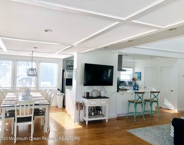 17 1st Avenue - Photo Thumbnail 24