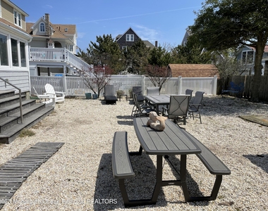 17 1st Avenue - Photo Thumbnail 43