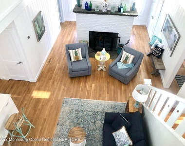 17 1st Avenue - Photo Thumbnail 13