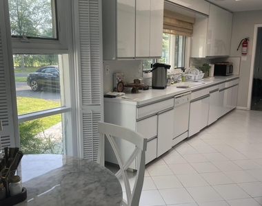 506 Roseld Avenue - Photo Thumbnail 8