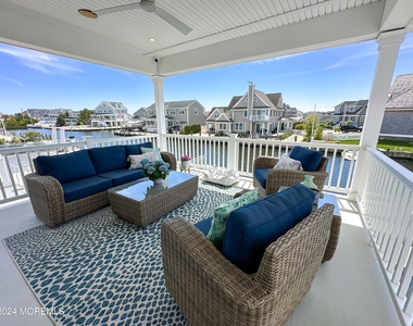 520 Normandy Drive - Photo Thumbnail 17