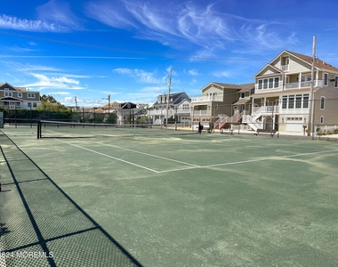 520 Normandy Drive - Photo Thumbnail 61