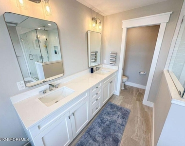 520 Normandy Drive - Photo Thumbnail 42