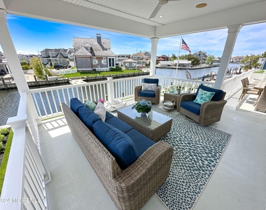 520 Normandy Drive - Photo Thumbnail 18