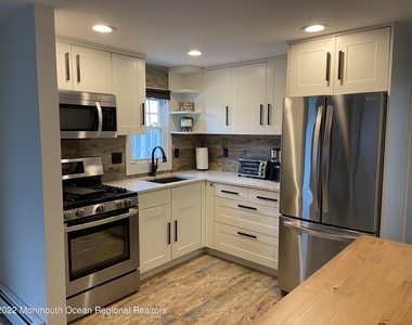 452 Marathon Court - Photo Thumbnail 2