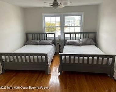452 Marathon Court - Photo Thumbnail 10