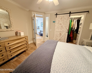 809 Ocean Avenue - Photo Thumbnail 15