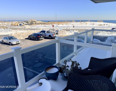 809 Ocean Avenue - Photo Thumbnail 9