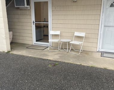 1804 Grand Central Avenue - Photo Thumbnail 9