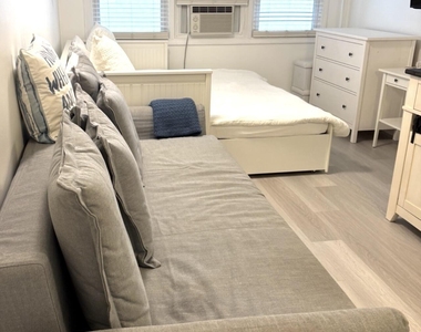 1804 Grand Central Avenue - Photo Thumbnail 18