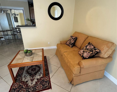 2171 Ne 66th Street - Photo Thumbnail 6