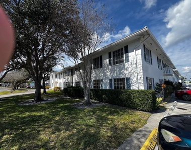 2171 Ne 66th Street - Photo Thumbnail 25