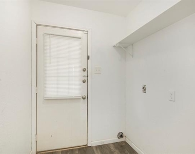 6000 Calloway Court - Photo Thumbnail 16