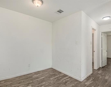 6000 Calloway Court - Photo Thumbnail 15