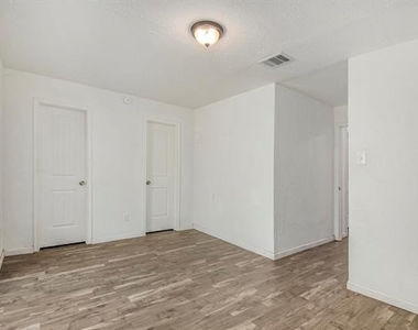 6000 Calloway Court - Photo Thumbnail 20