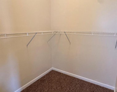 3299 Nw 44th Street - Photo Thumbnail 14
