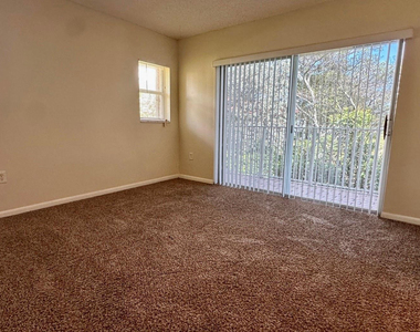 3299 Nw 44th Street - Photo Thumbnail 8