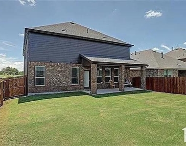 11205 Blaze Street - Photo Thumbnail 10