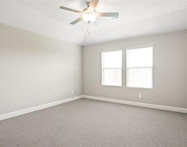 1244 Coneflower Place - Photo Thumbnail 8