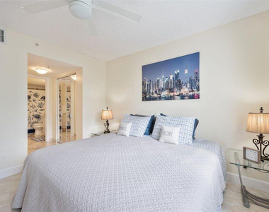 1100 Crestwood Court - Photo Thumbnail 15