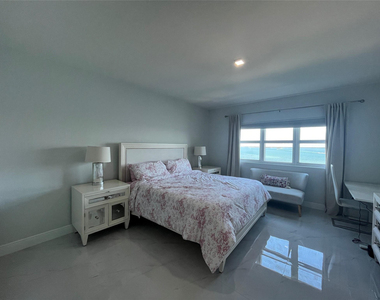2650 Lake Shore Drive - Photo Thumbnail 25
