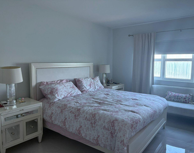 2650 Lake Shore Drive - Photo Thumbnail 4