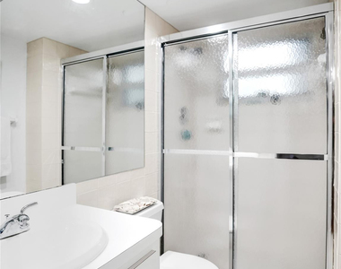 1212 Se 2nd Court - Photo Thumbnail 25
