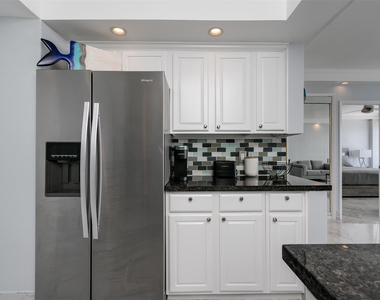 3700 Galt Ocean Drive - Photo Thumbnail 5