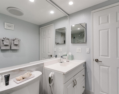 3700 Galt Ocean Drive - Photo Thumbnail 30