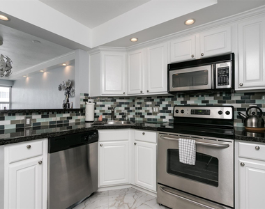 3700 Galt Ocean Drive - Photo Thumbnail 6