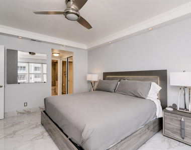 3700 Galt Ocean Drive - Photo Thumbnail 21