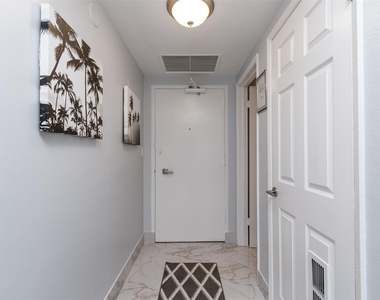 3700 Galt Ocean Drive - Photo Thumbnail 11