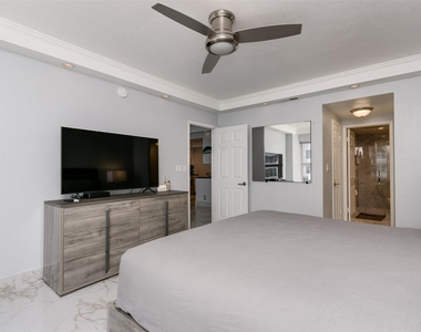 3700 Galt Ocean Drive - Photo Thumbnail 20
