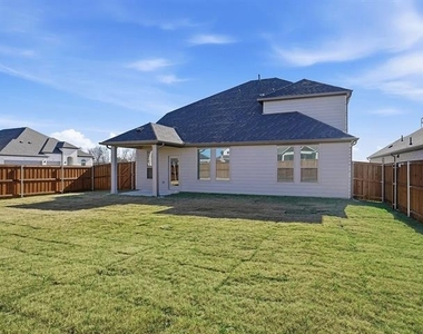 641 Poppy Lane - Photo Thumbnail 11