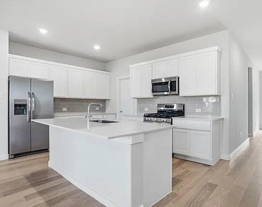 641 Poppy Lane - Photo Thumbnail 1