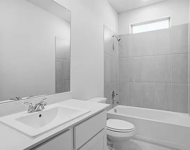 641 Poppy Lane - Photo Thumbnail 4