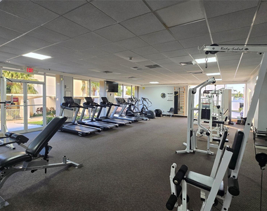 300 Bayview Drive - Photo Thumbnail 34