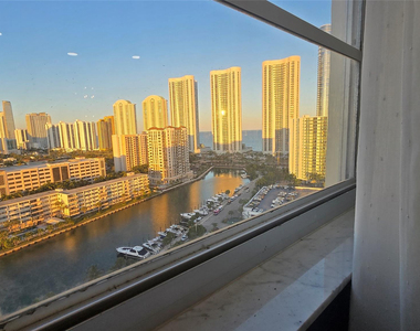 300 Bayview Drive - Photo Thumbnail 26