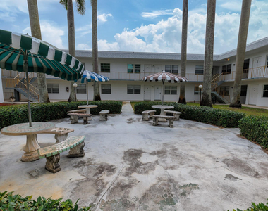 6211 Sw 37th Street - Photo Thumbnail 17