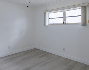 6211 Sw 37th Street - Photo Thumbnail 20
