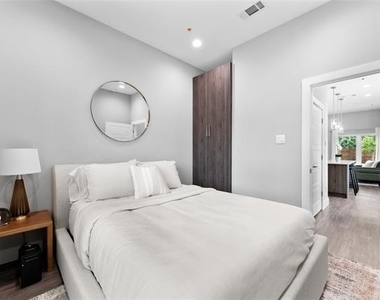 119 Merritt Street - Photo Thumbnail 4