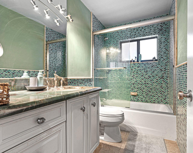708 Nw 6th Drive - Photo Thumbnail 29