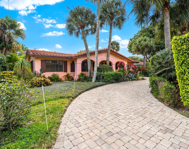 708 Nw 6th Drive - Photo Thumbnail 6