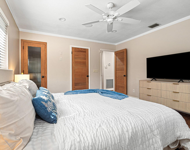 708 Nw 6th Drive - Photo Thumbnail 19