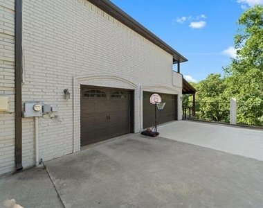 621 Somerset Drive - Photo Thumbnail 29